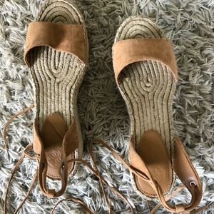 GUESS platform sandals